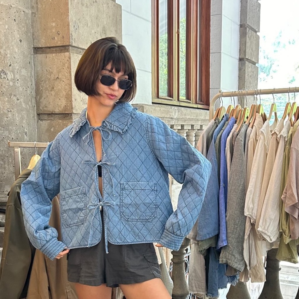 ODA Proyecto Rufina EUC Ruffle Collar Quilted Barn Jacket Denim Chambray M L